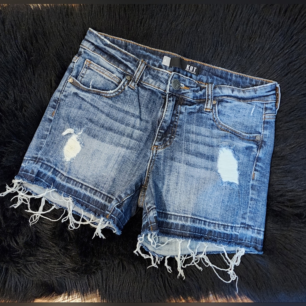 KUT From the Cloth Women’s Denim Cut-off Distressed Jean Shorts Size 4